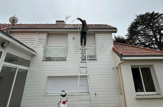 Combien coûte un nettoyage de toiture ?