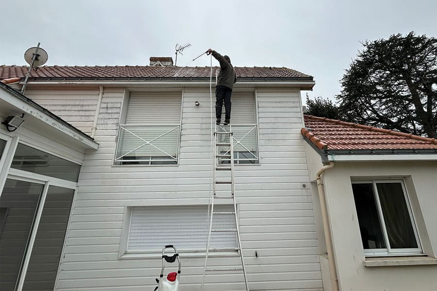 Combien coûte un nettoyage de toiture ?